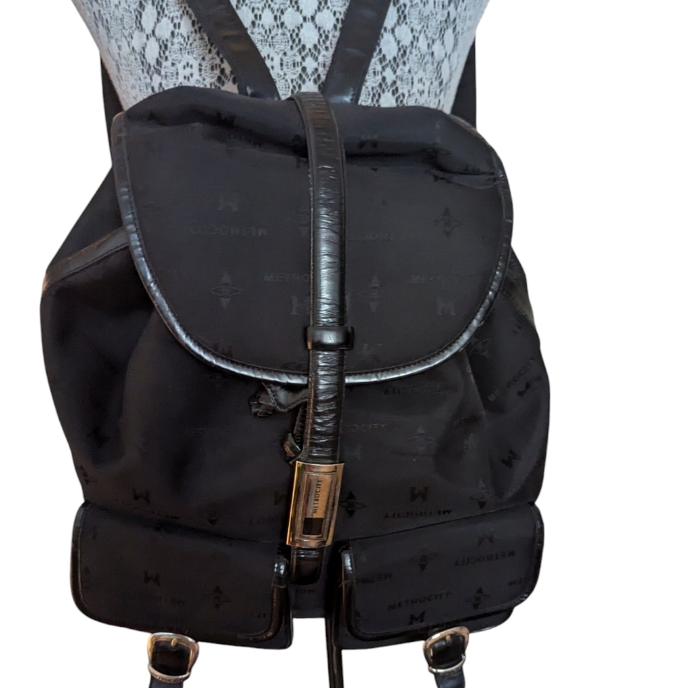 Metrocity Jacquard Backpack - Picture 6 of 15